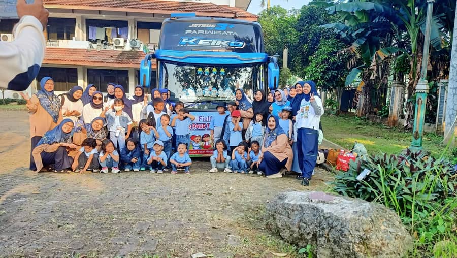 Foto kegiatan anak Melati Jaya